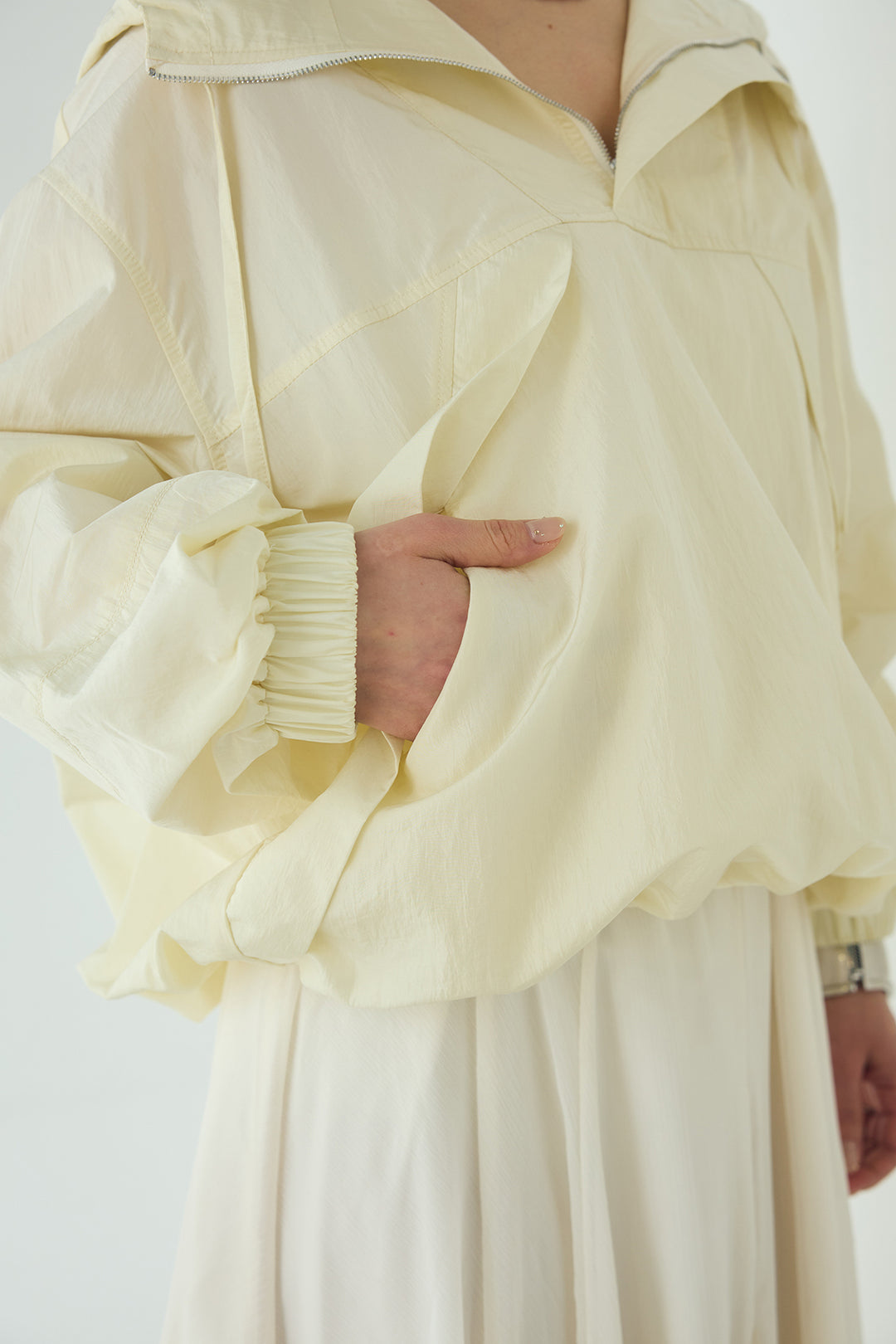 [SET]ナイロンフーディーブルゾンアウター+タータンチェック柄フロントデザインスカート(2set)