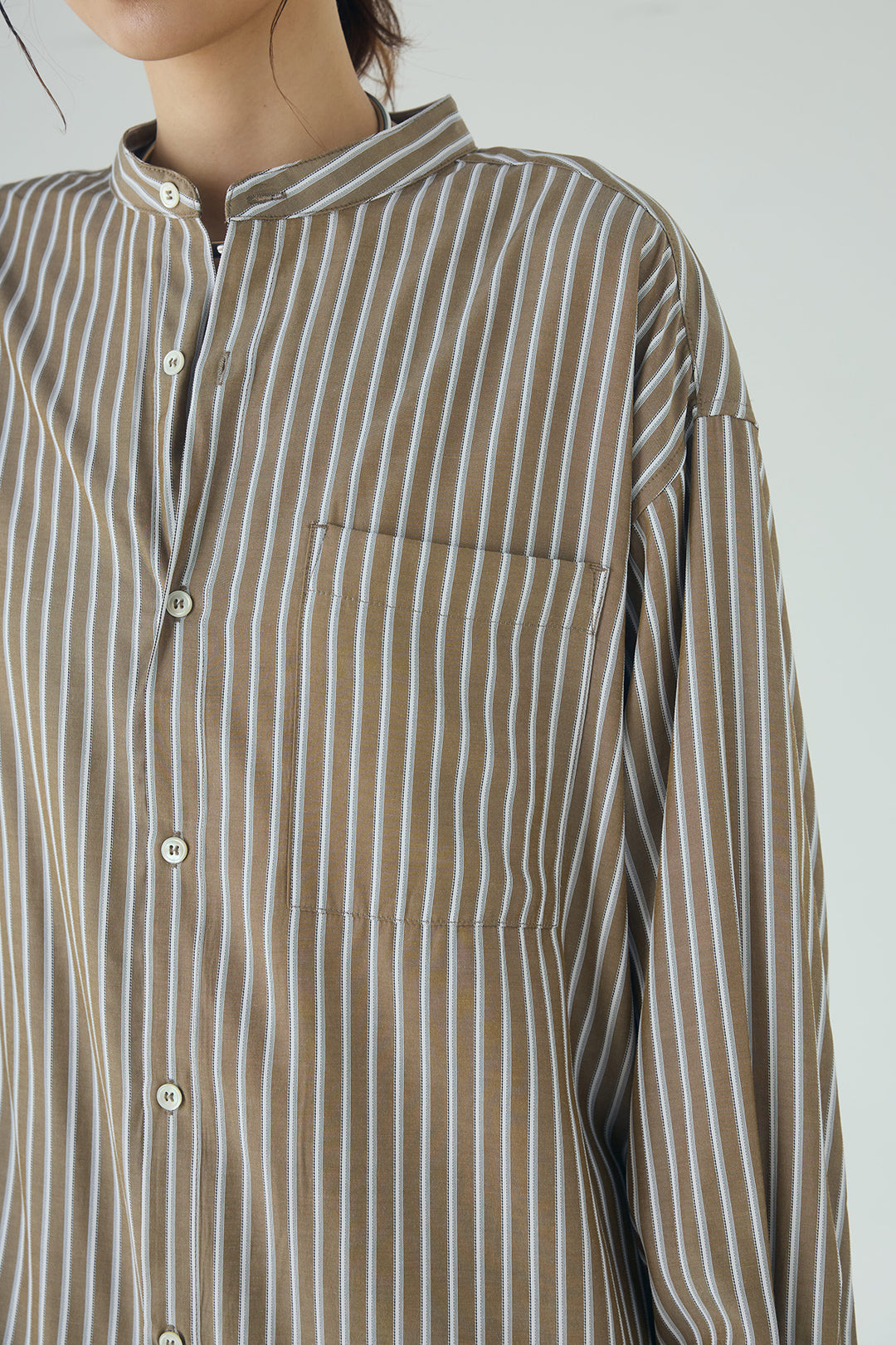 [SET]レーヨンストライプスカーフ+ツイル配色ステッチバレルパンツ+レーヨンストライプバンドカラー長袖シャツ(3set)