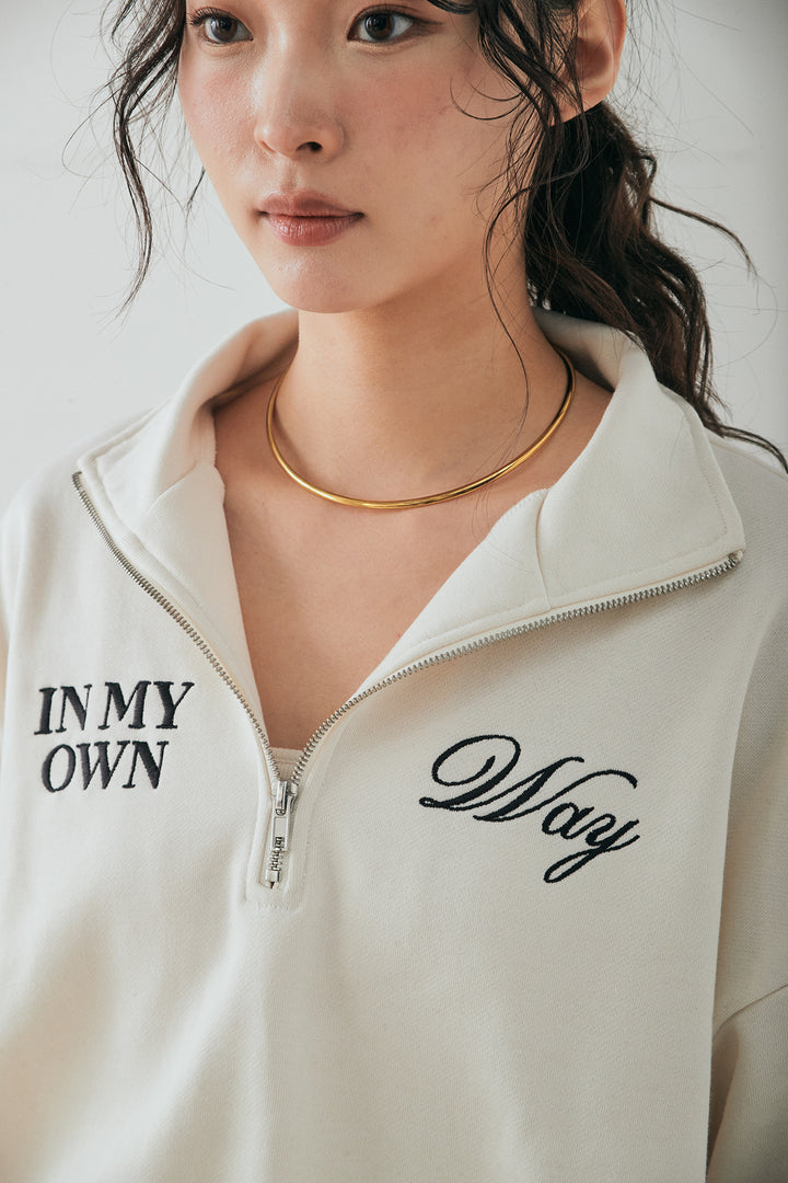 [SET]裏毛ロゴ刺繍ハーフZIPスウェット+刺繍レースデザインサテンスカート(2set)