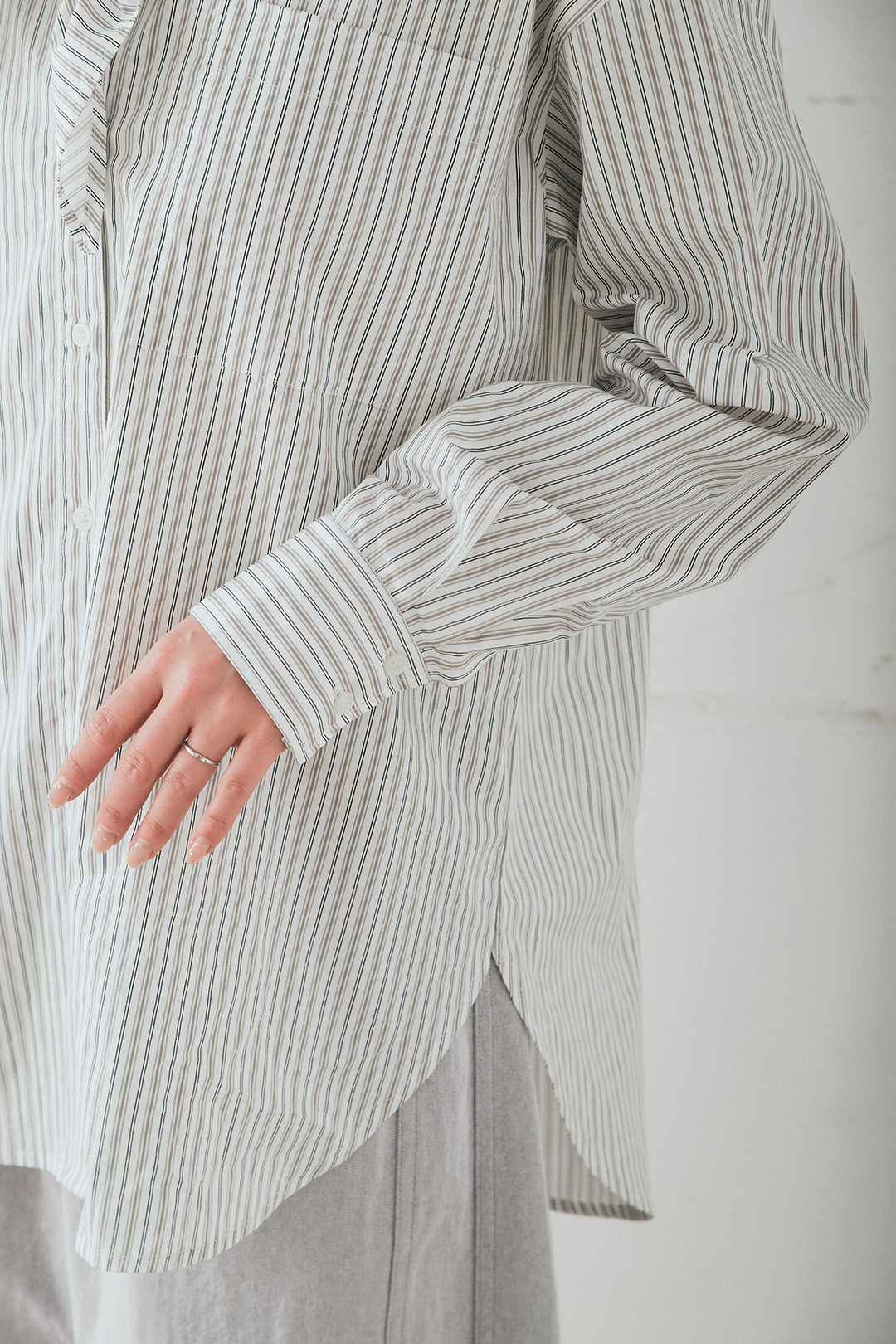 [SET]ランダムストライプスカーフ付きシャツ+デニムハーフパンツ(2set)