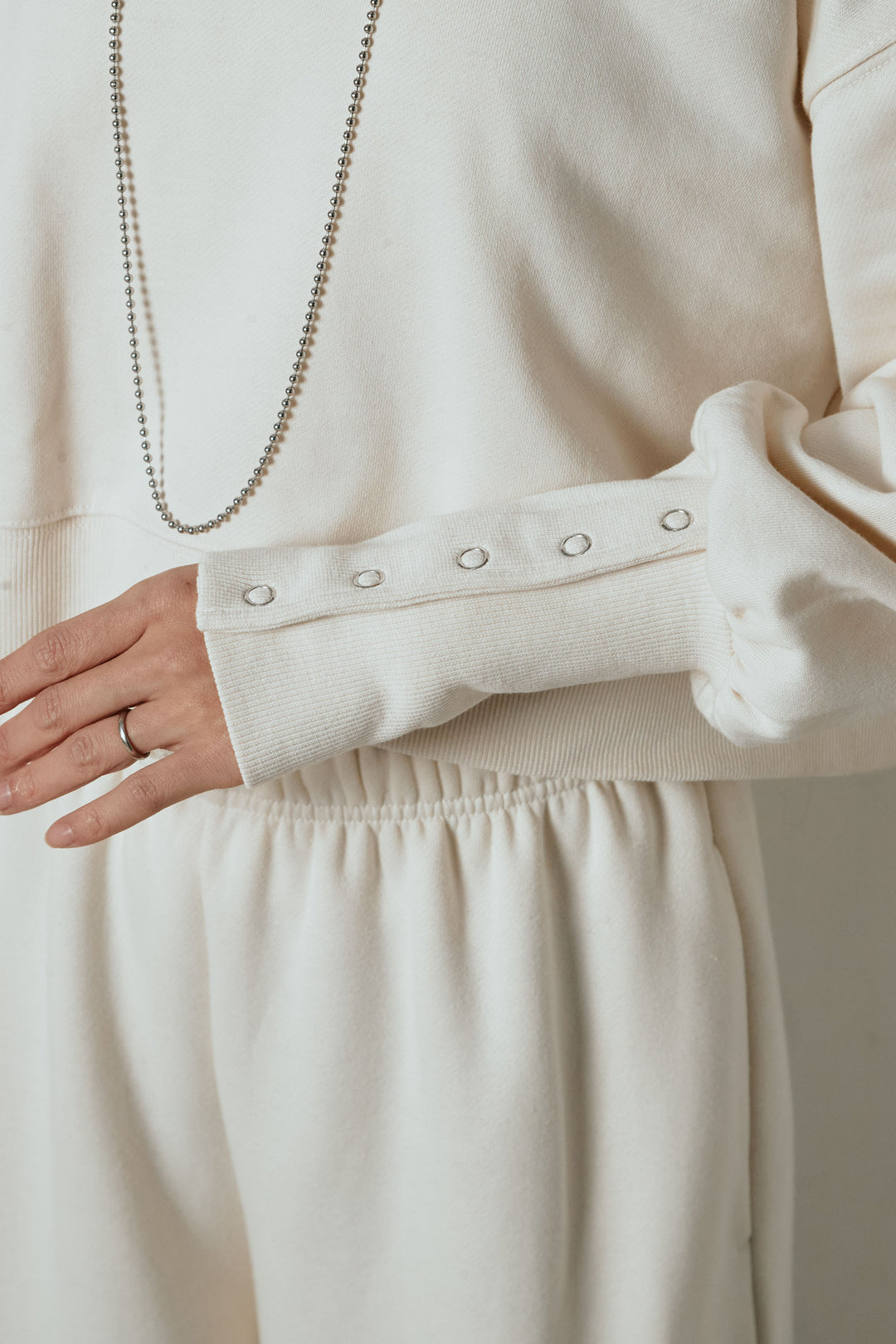 [SET]裏毛バックオープンプルオーバー+エコスウェードワイドスカート(2set)