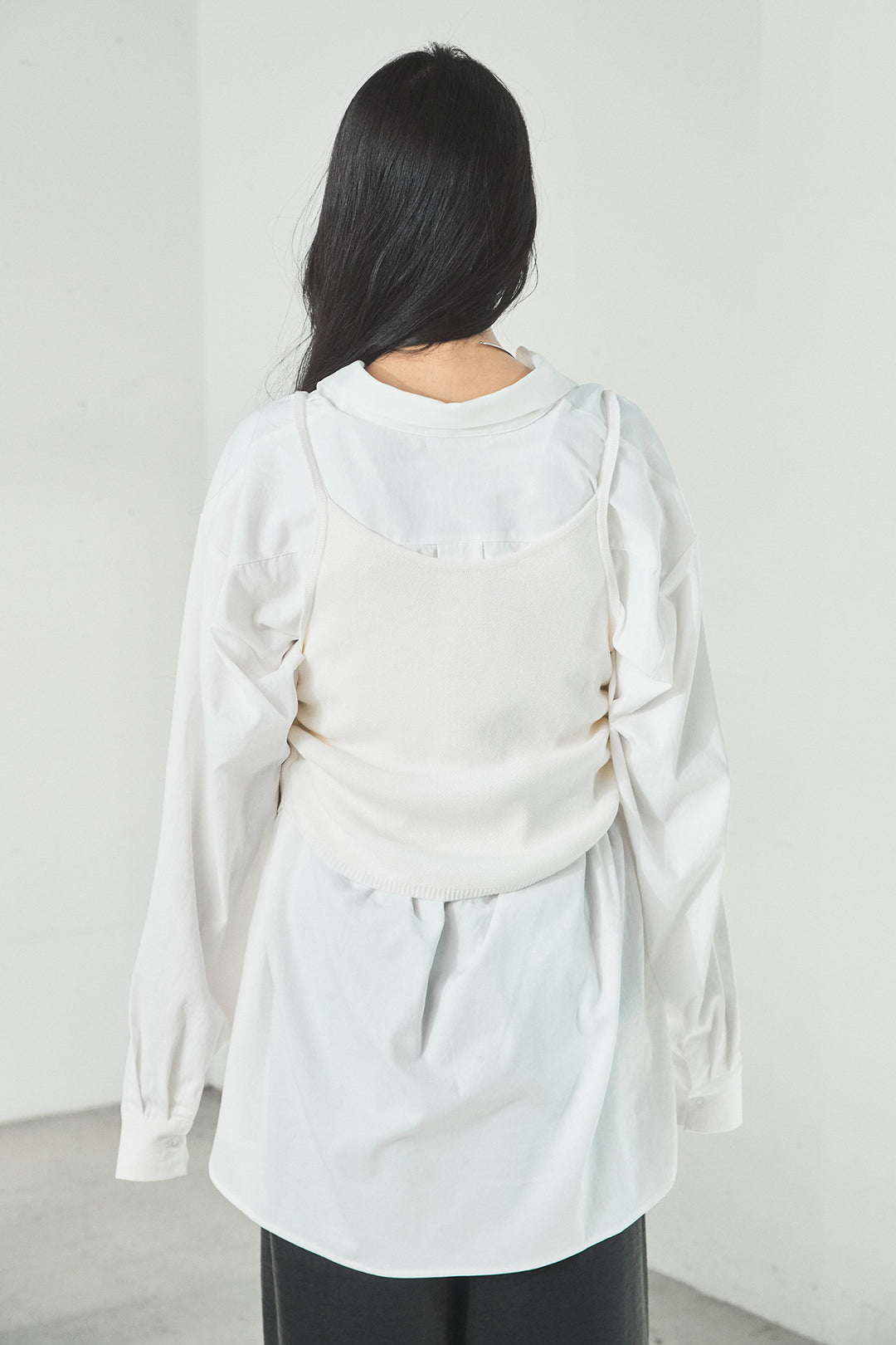 [SET]ニットキャミ付きシャツ+刺繡テープラインパンツ(2set)