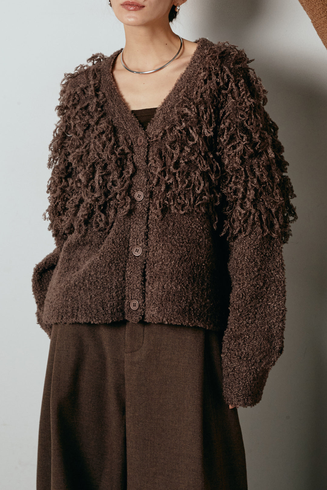 [SET]ループ編みVネックニットカーディガン+ベロアサスペンダー付きパンツ(2set)