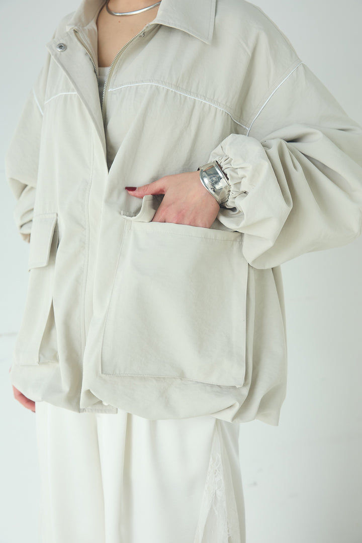 合繊ツイルバルーンジャケット