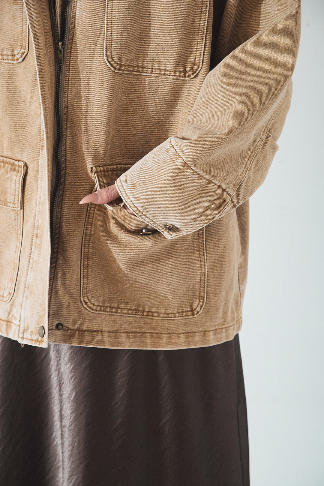 [SET]襟コーデュロイジップデニム調カバーオール+裾レースデザインサテンスカート(2set)