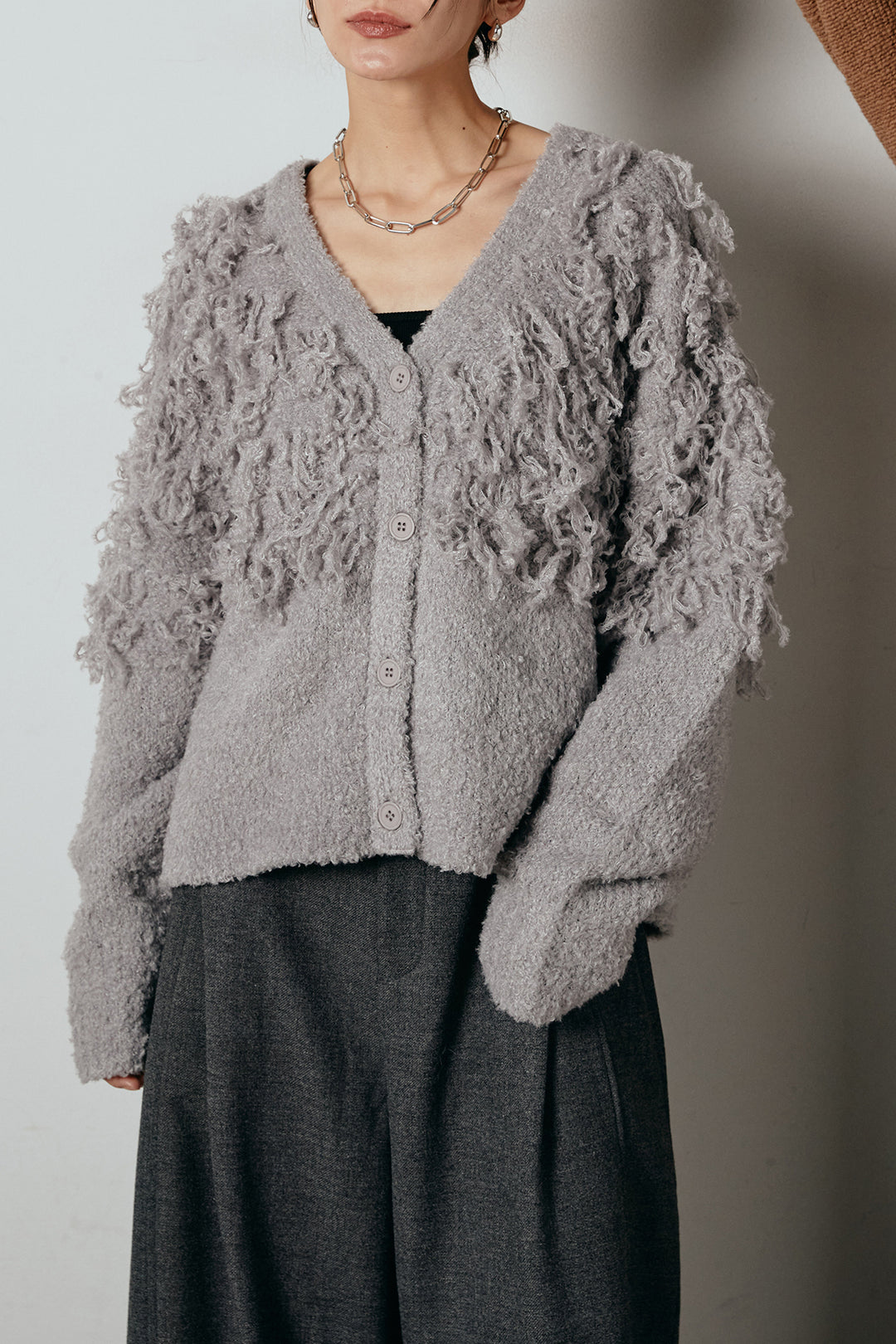 [SET]ループ編みVネックニットカーディガン+ベロアサスペンダー付きパンツ(2set)