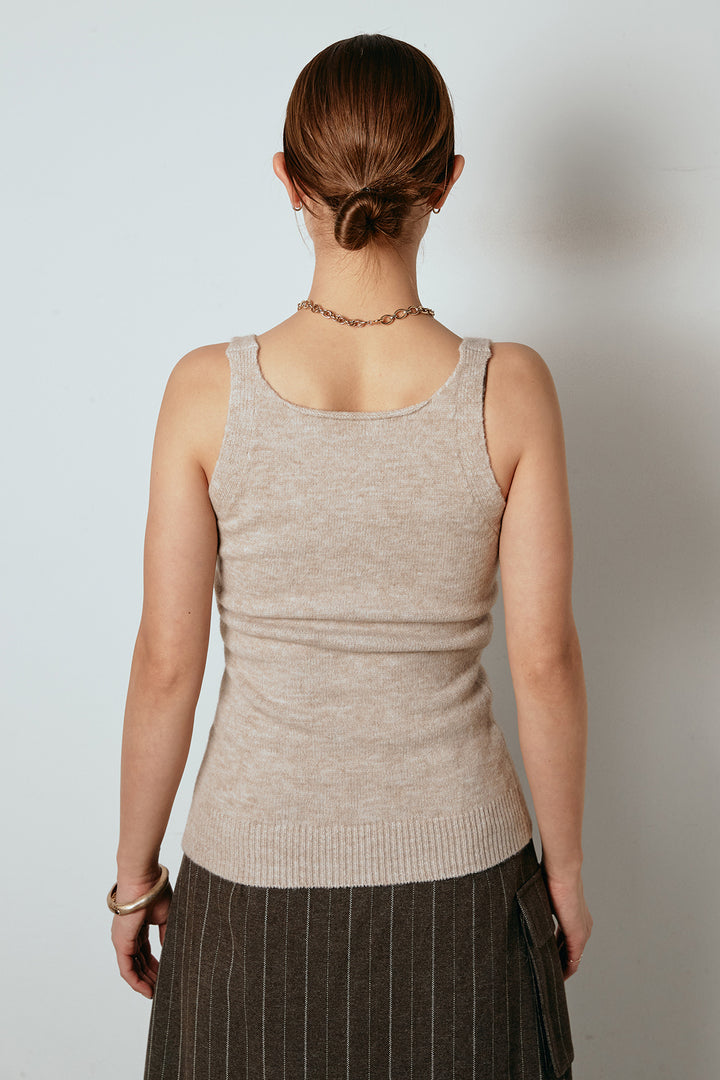 襟付きレイヤードニットトップス