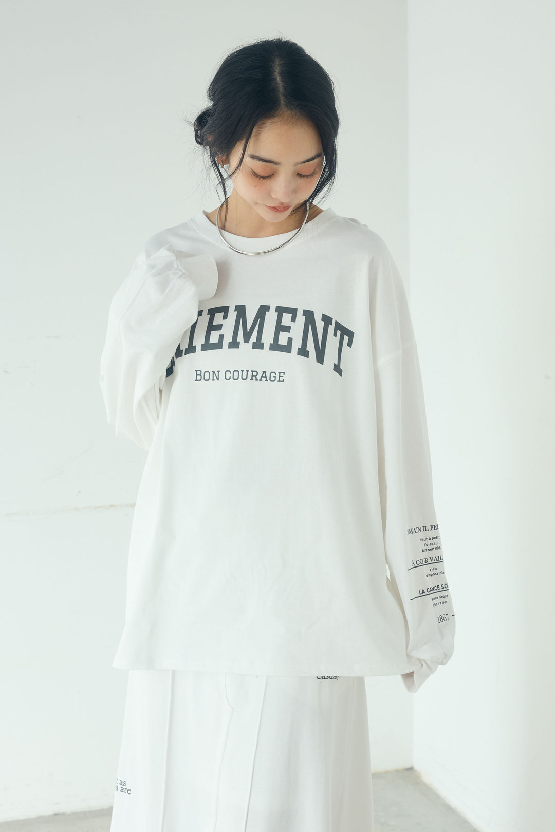 [SET]クリアダンボールプルオーバー+ランダムタックデザインワイドパンツ+フロントロゴビッグプルオーバー(3set)