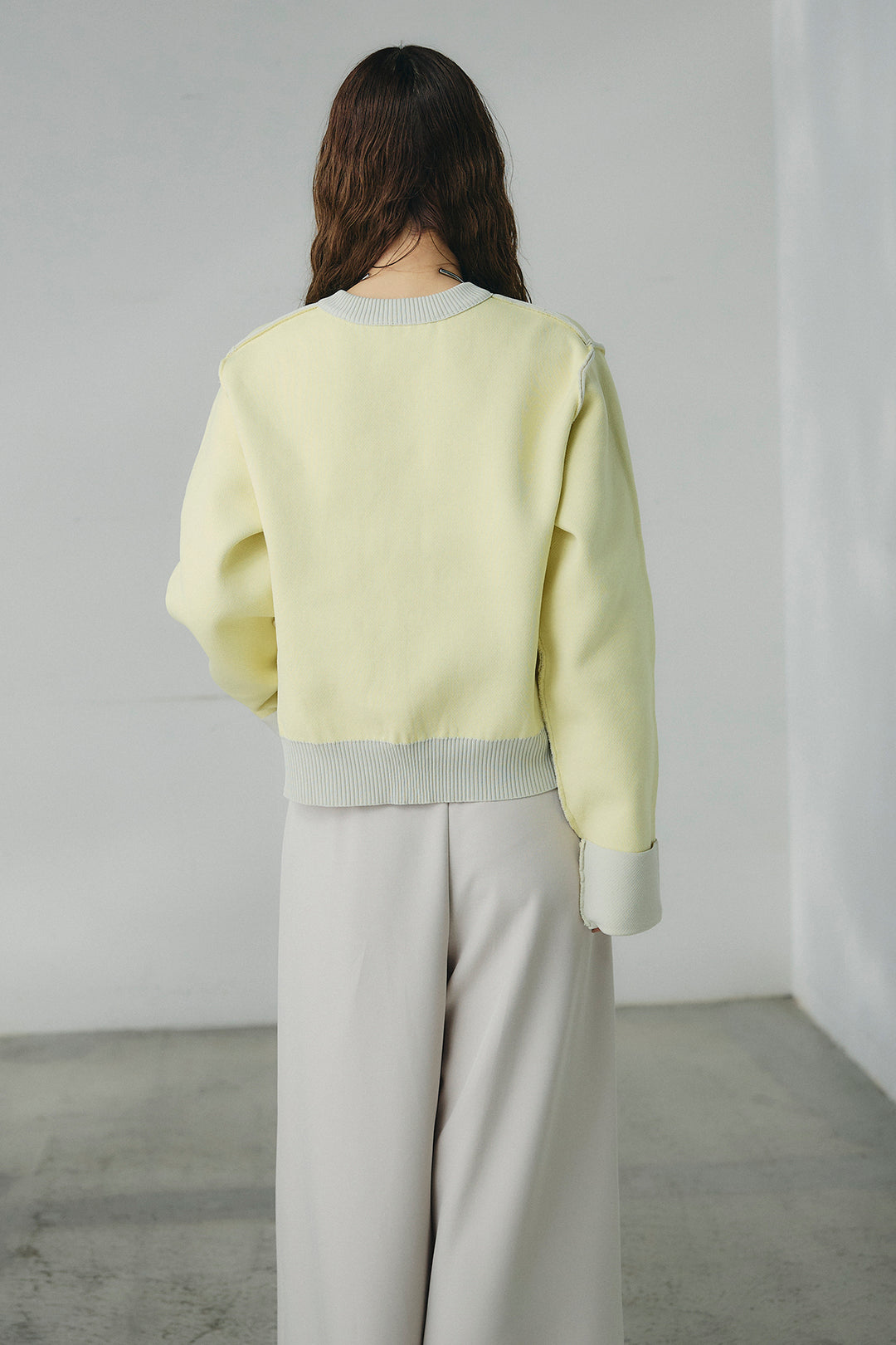 [SET]リバーシブル配色ニットカーディガン+ベルト付きツータックワイドパンツ(2set)