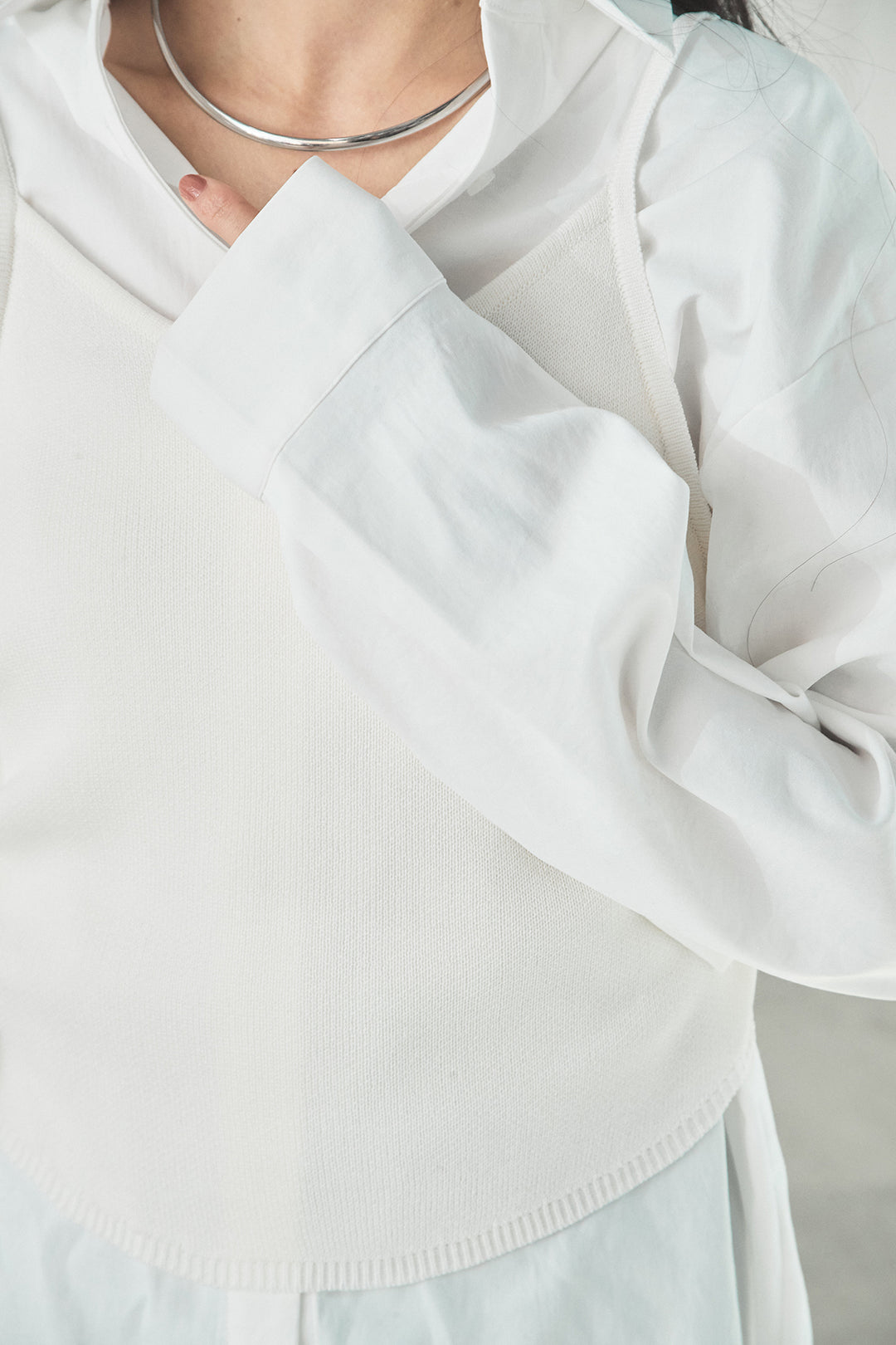 [SET]ニットキャミ付きシャツ+刺繡テープラインパンツ(2set)