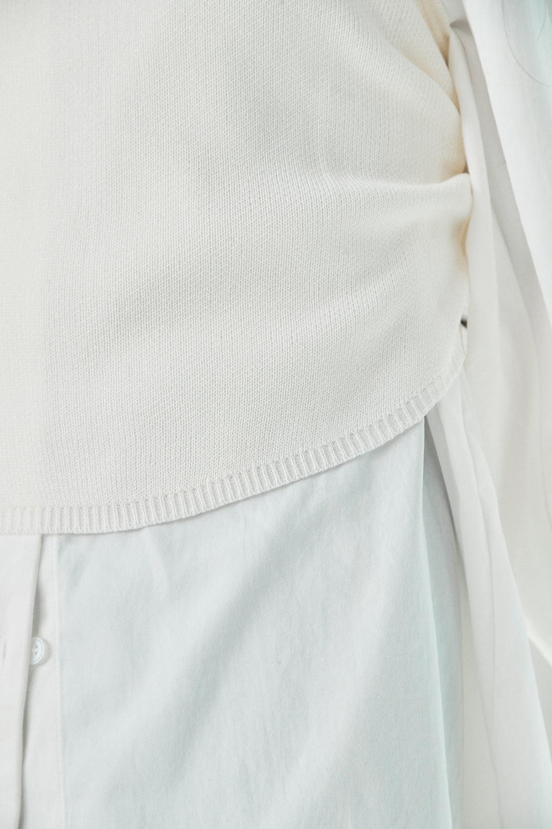 [SET]ニットキャミ付きシャツ+刺繡テープラインパンツ(2set)