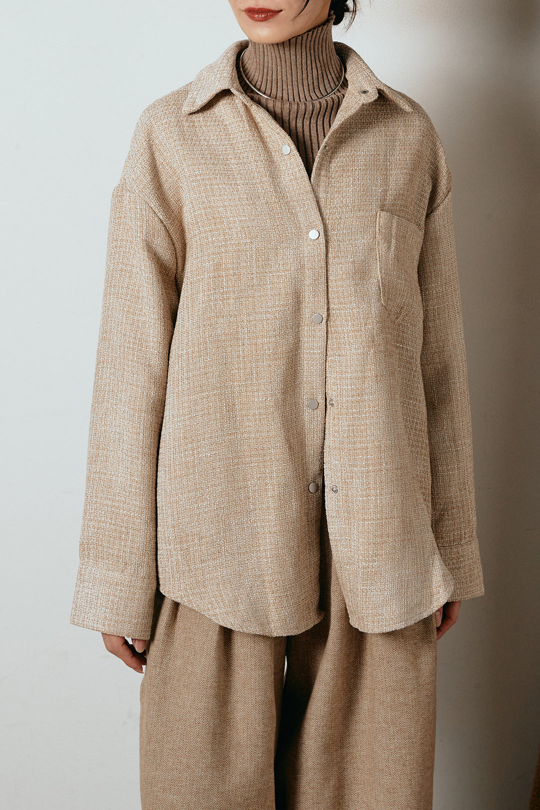 [SET]ルーズクラッシュツイルシャツ+サイドボタンツイードタックパンツ(2set)