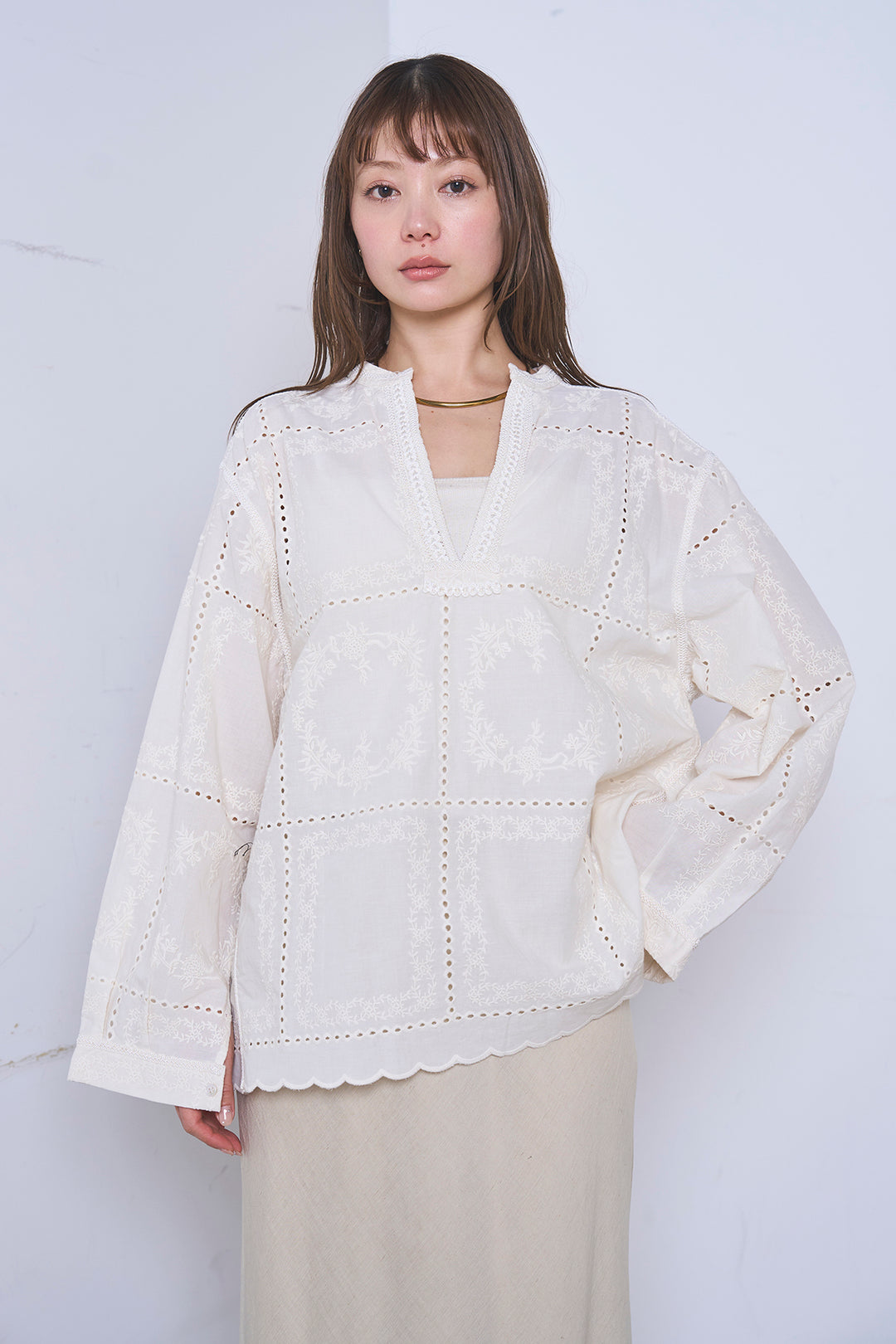 [SET]深V刺繍柄ブラウス+リネンブレンドロングナロースカート(2set)