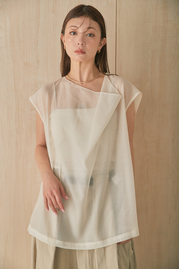 ノースリーブドレープシアートップス
