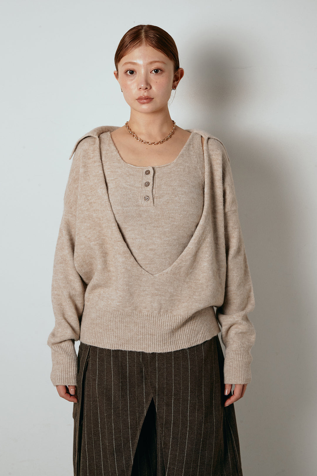 [SET]襟付きレイヤードニットトップス+細ストライプレイヤードデザインパンツ(2set)