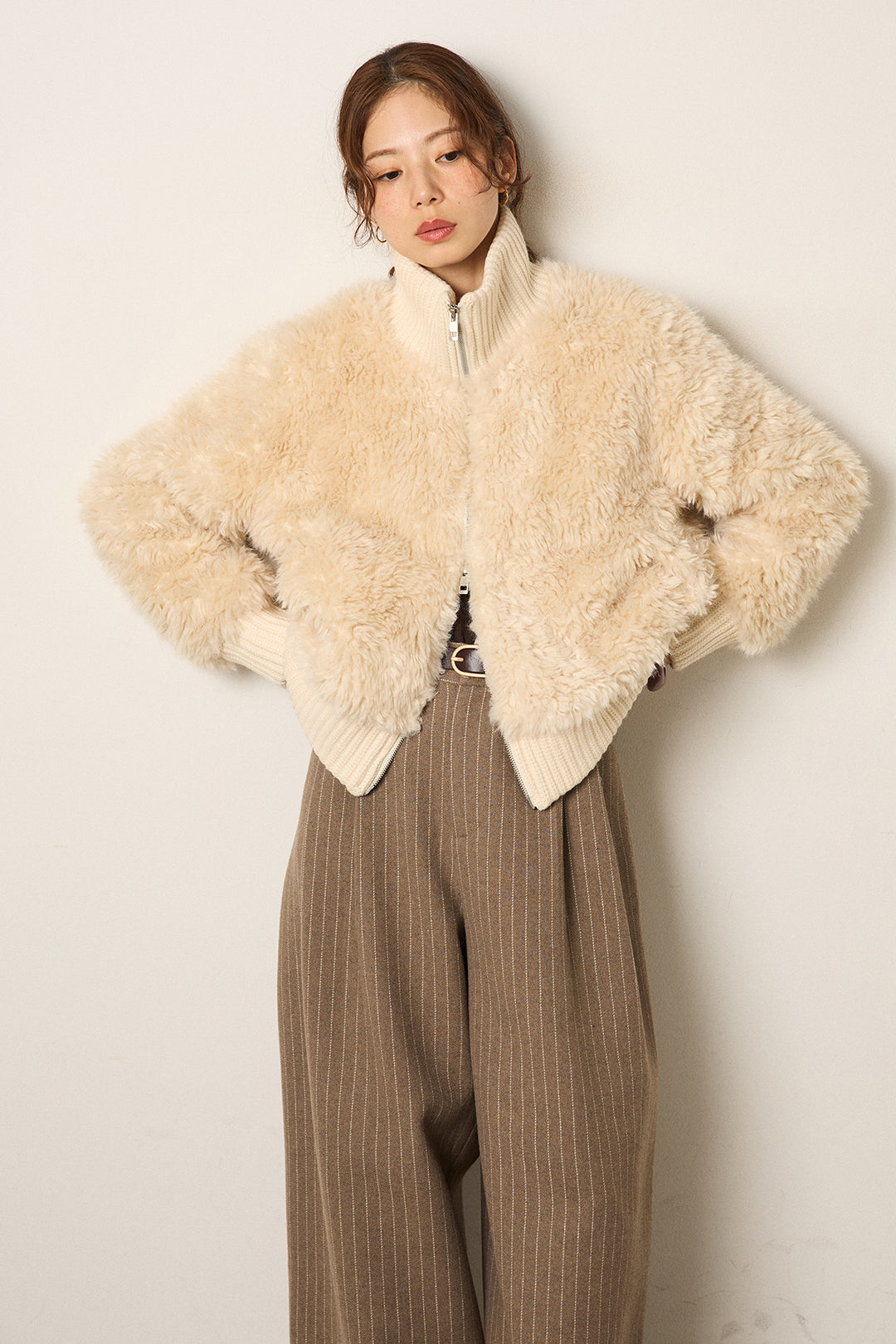 [SET]ハイネックボアブルゾン+フェイクレザー太ベルト付きタックワイドパンツ(2set)