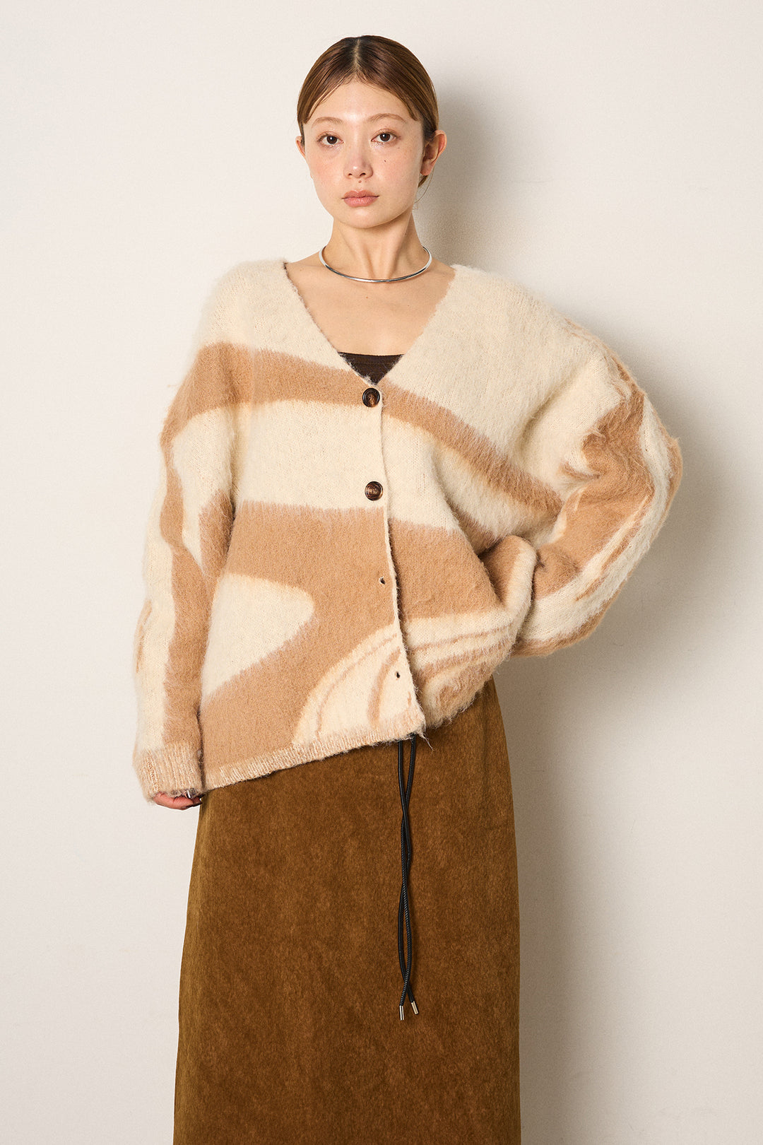 [SET]アクセントブラッシュドカーディガン+ロープベルト付きスウェード調スカート(2set)