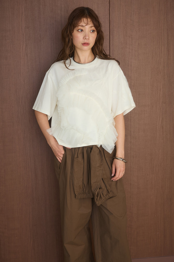 [SET]チュールモチーフデザインTシャツ+ボタンデザインニーサイドタックパンツ(2set)