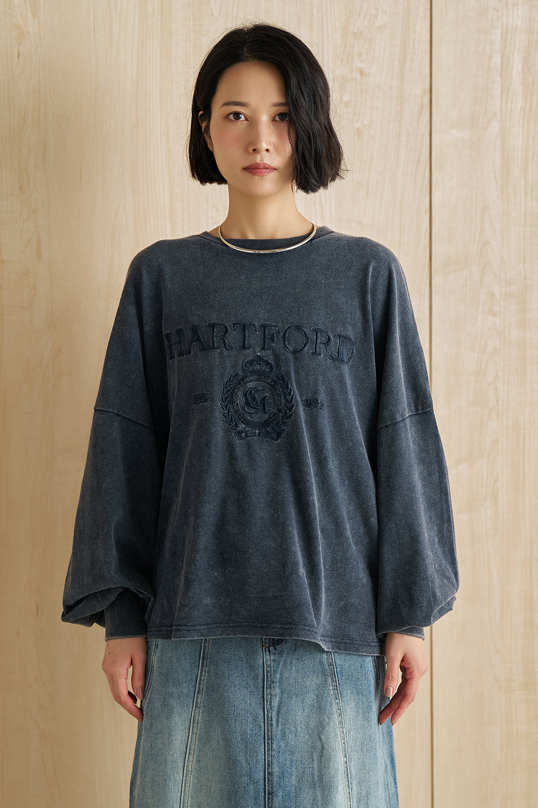 [SET]袖ボリュームHARTFORD刺繍Tシャツ+ピグメントリラックスニットスカート(2set)