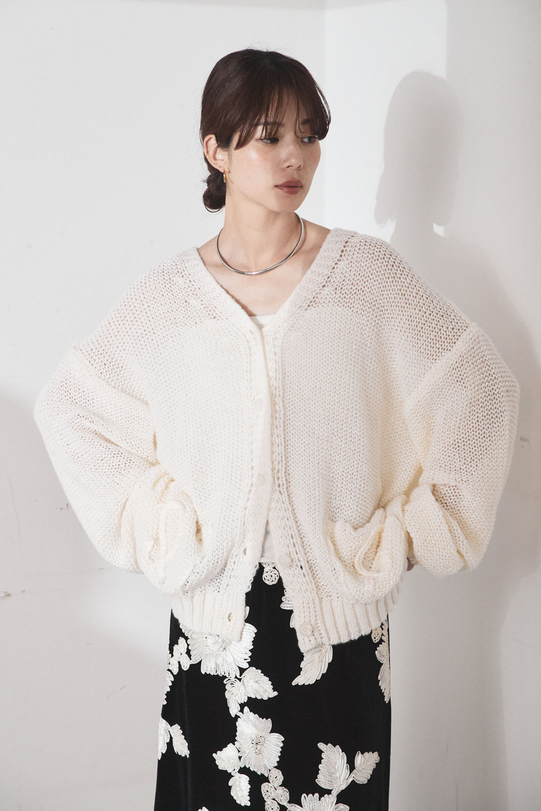 [SET]コード刺繍リラックスニットカーディガン+抽象柄ロングスカート(2set)