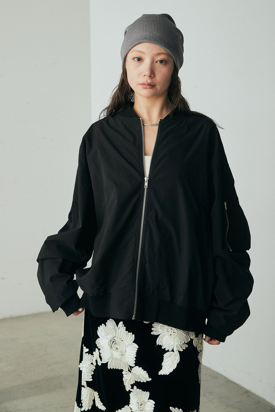 [SET]袖シャーリングオーバーサイズMA1+総レースキャミワンピース(2set)