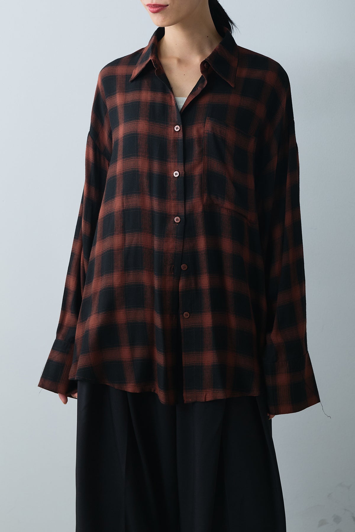 トップス erika TOPS – ESICA