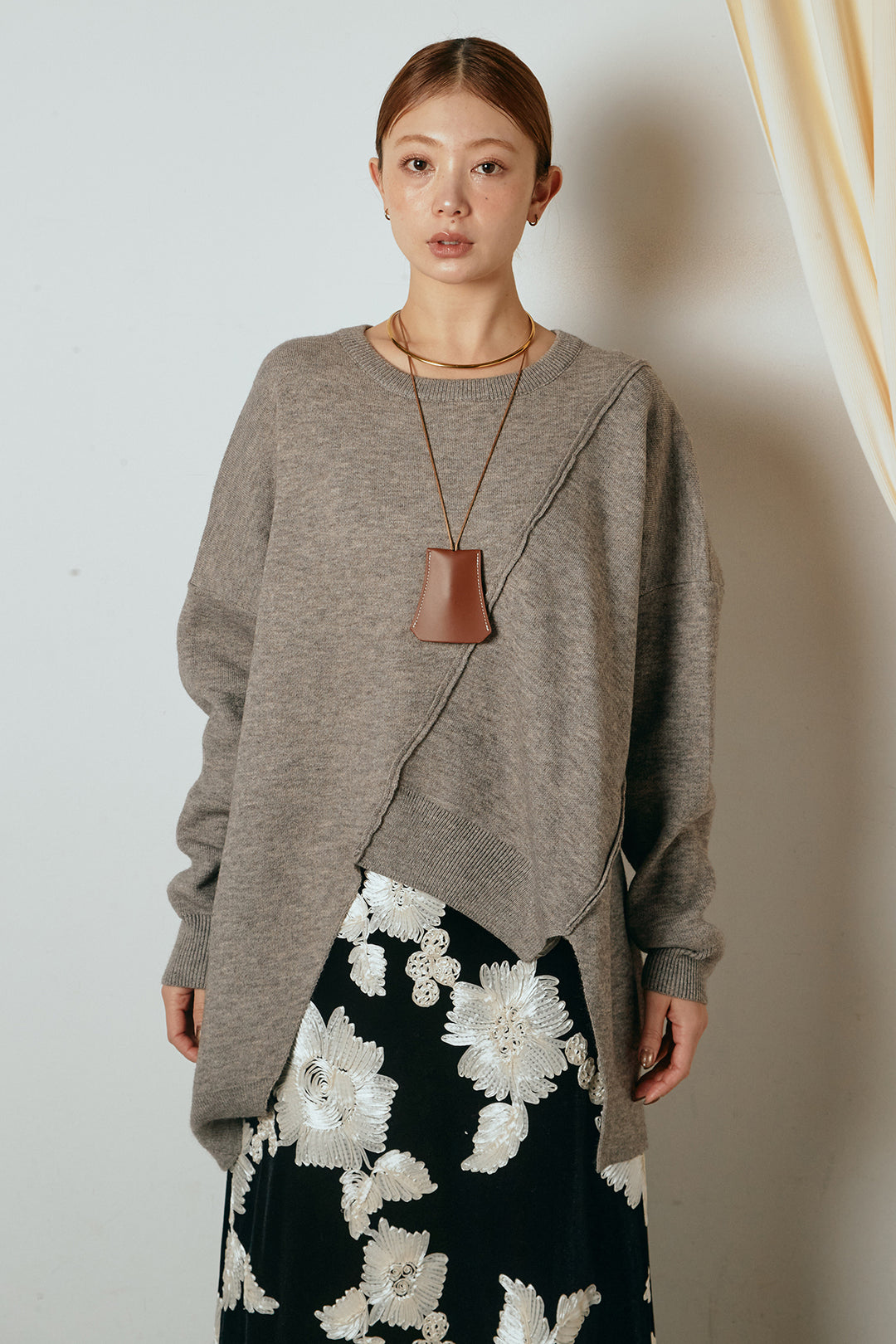 [SET]アシンメトリーデザインニットトップス+センターラインニットパンツ(2set)