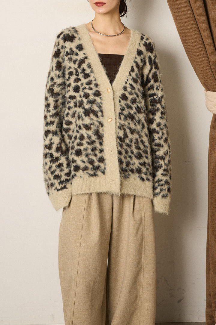 【即納】起毛Vネックレオパード柄ニットカーディガン
