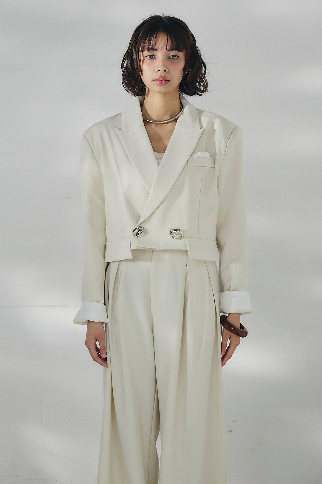 [SET]メタルプレートショート丈ジャケット+メタルプレートタックワイドパンツ(2set)