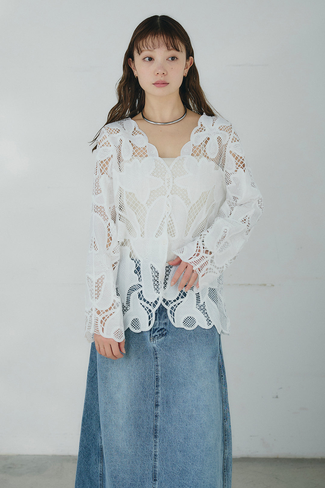 フラワー刺繍レースブラウス