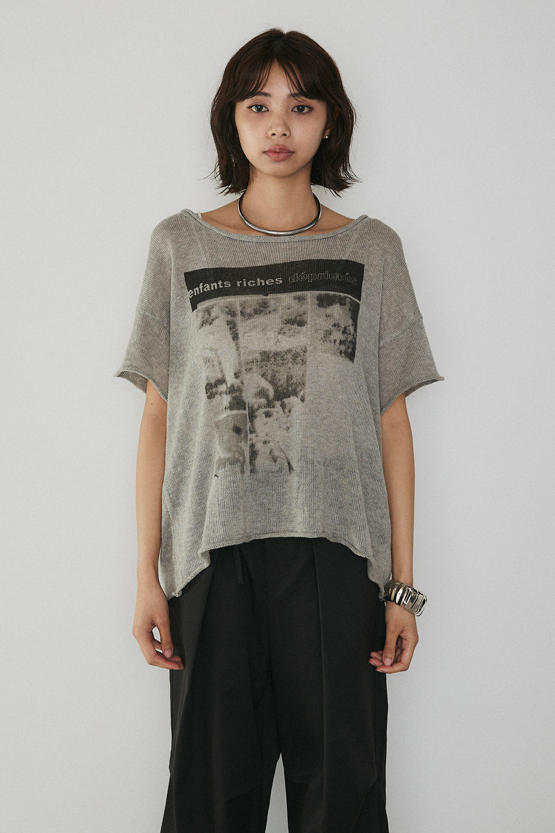 [SET]半袖モノトーングラフィックトップス+前後2WAYテンセルデニムサロペット(2set)