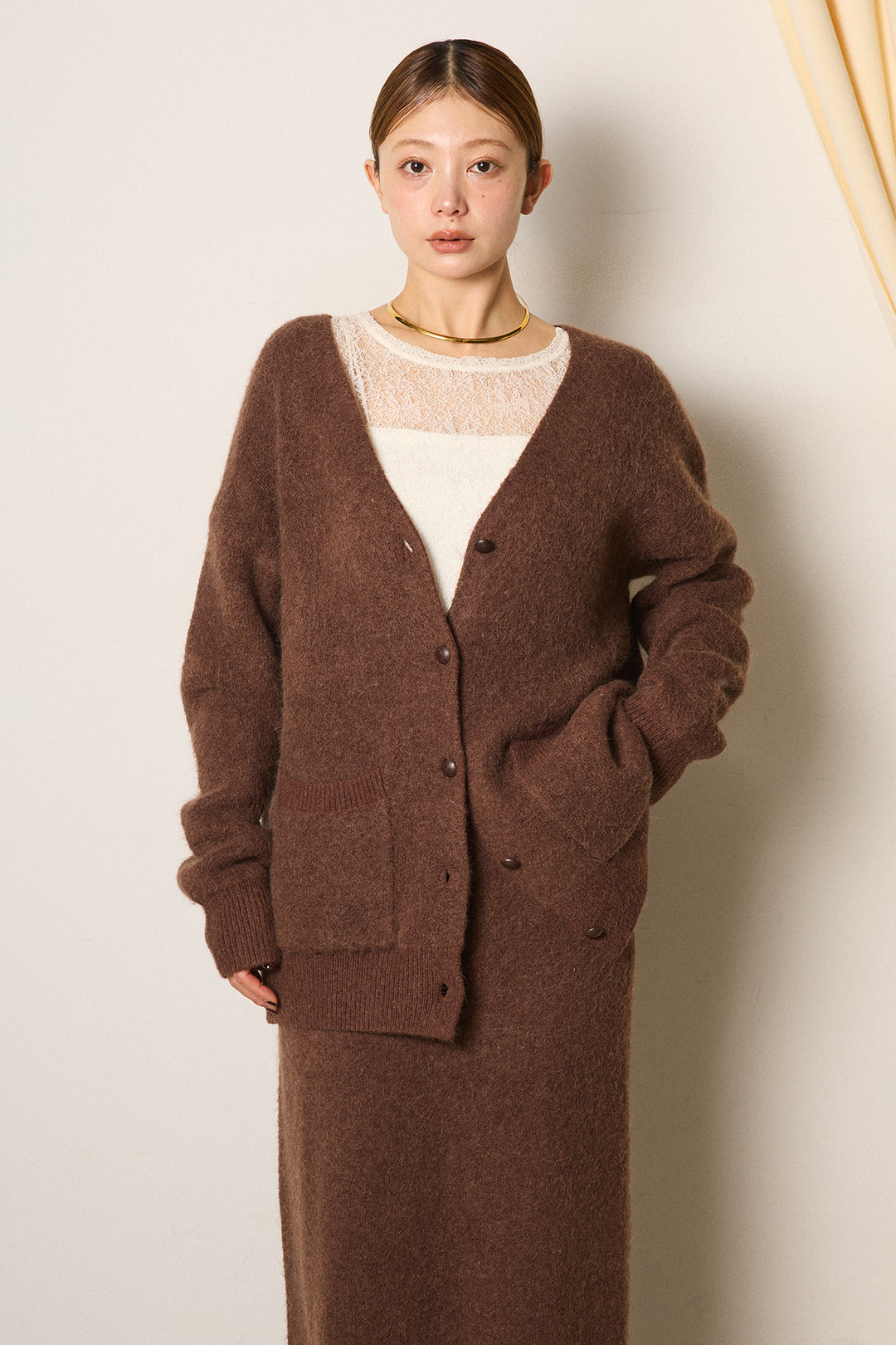 [SET]丸ボタン起毛ニットカーディガン+起毛ニットロングスカート+ストレッチレースクルーネックプルオーバー(3set)