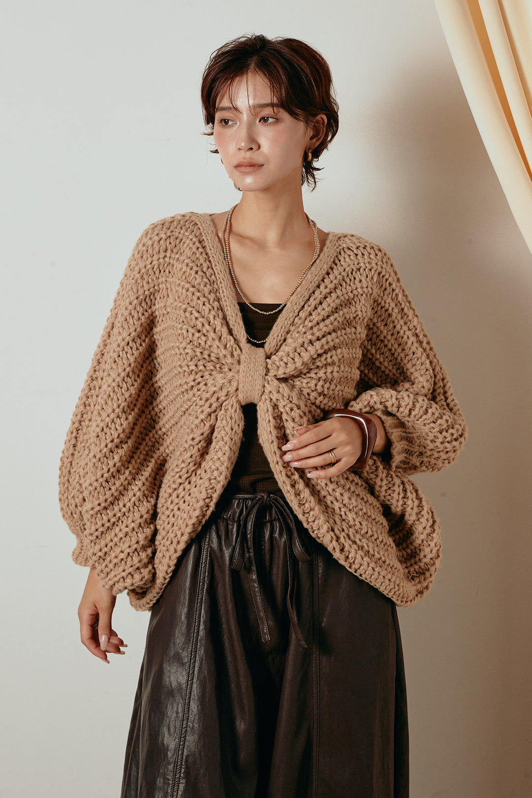 [SET]フロントツイストニット編みトップス+フェイクレザーカーブワイドパンツ(2set)