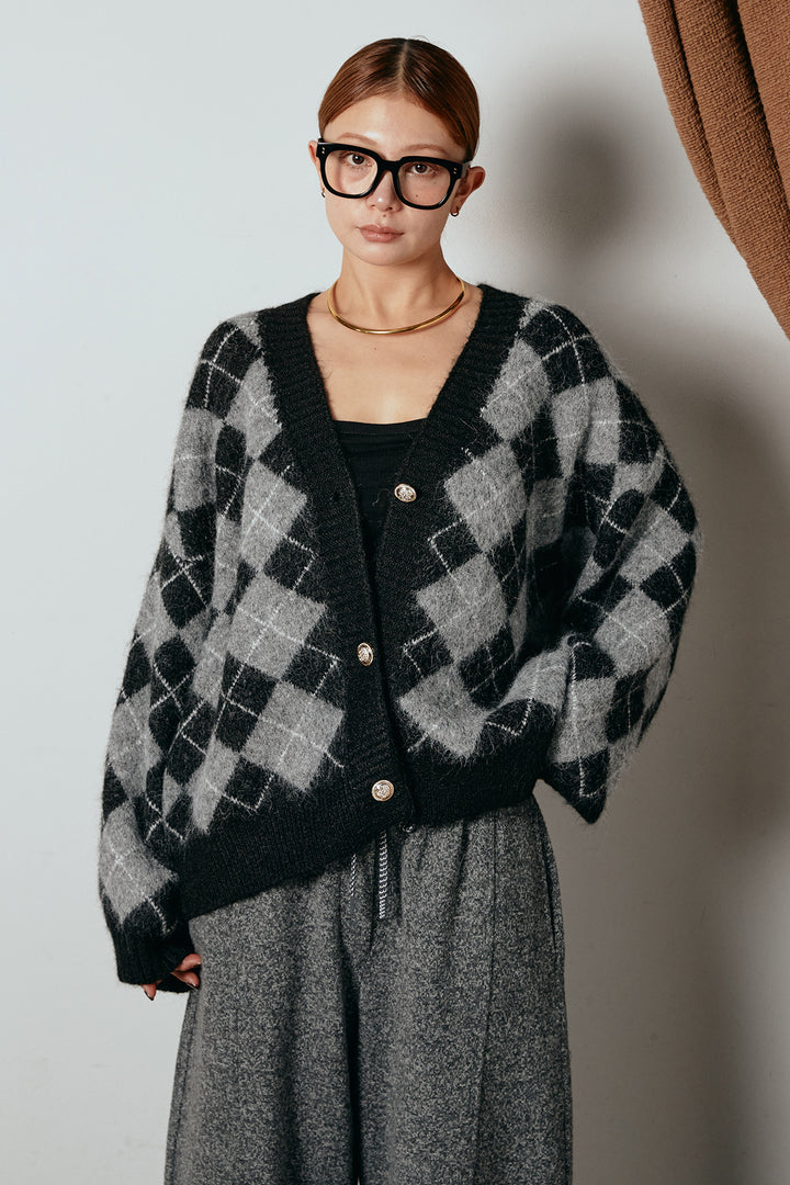 オーバーサイズ総柄Vネックニットカーディガン