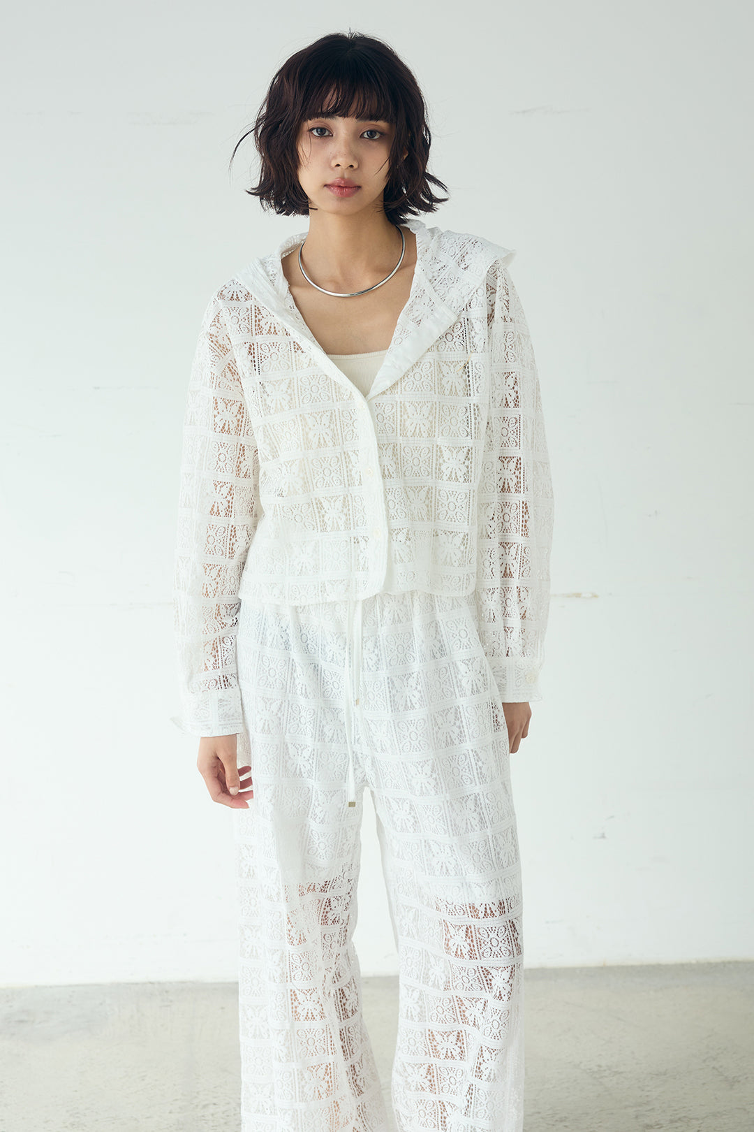 [SET]パッチワークレースショート丈フードシャツ+パッチワークレースイージーパンツ(2set)