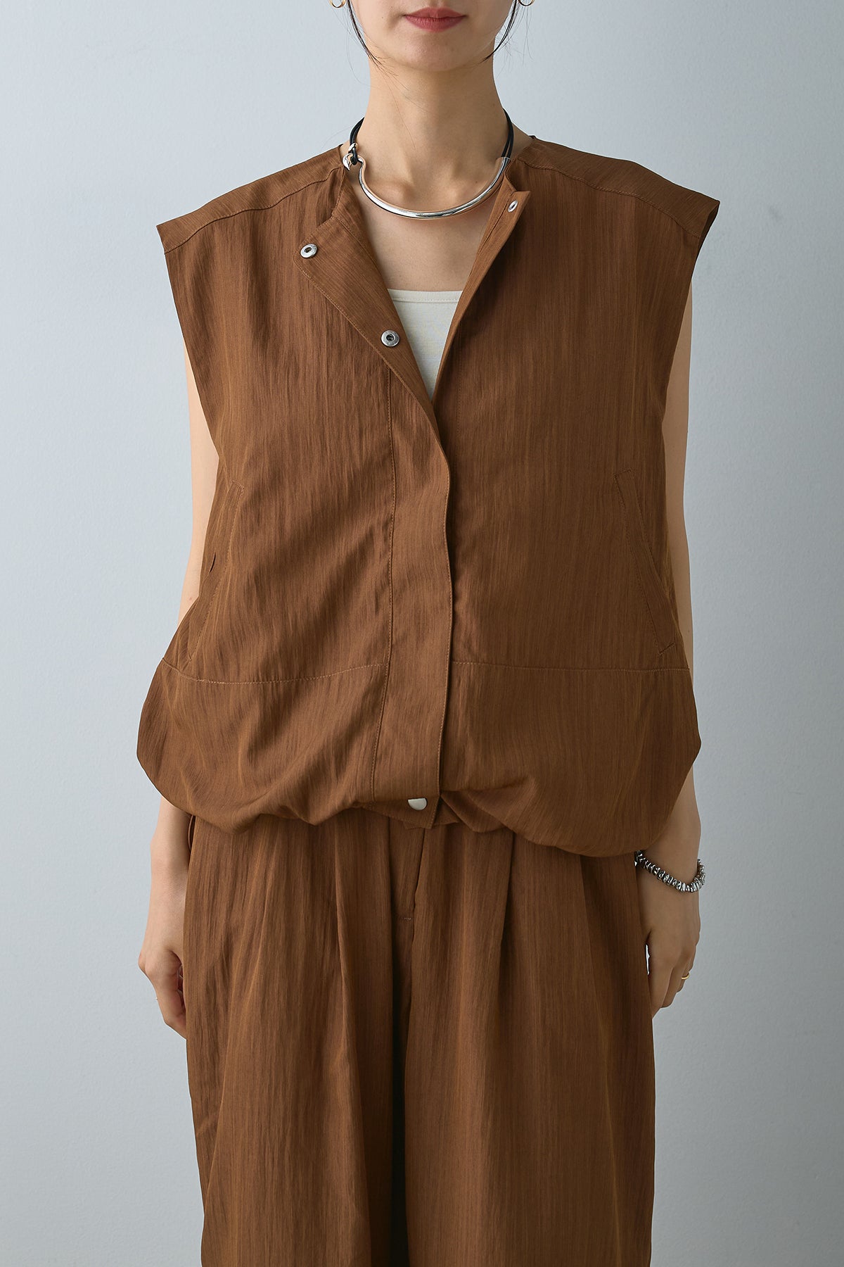 フード付き　ジレ　セシカ VEST – ESICA