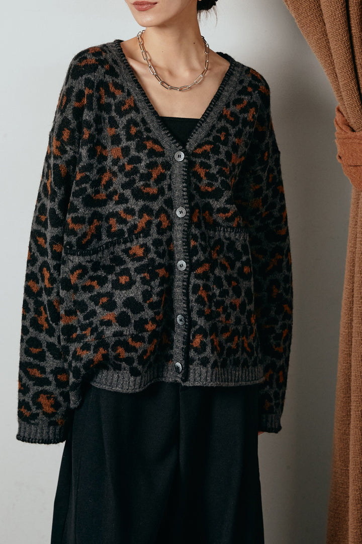 [SET]ステッチデザインレオパードニットカーディガン+ポーチベルト付きカーブパンツ(2set)