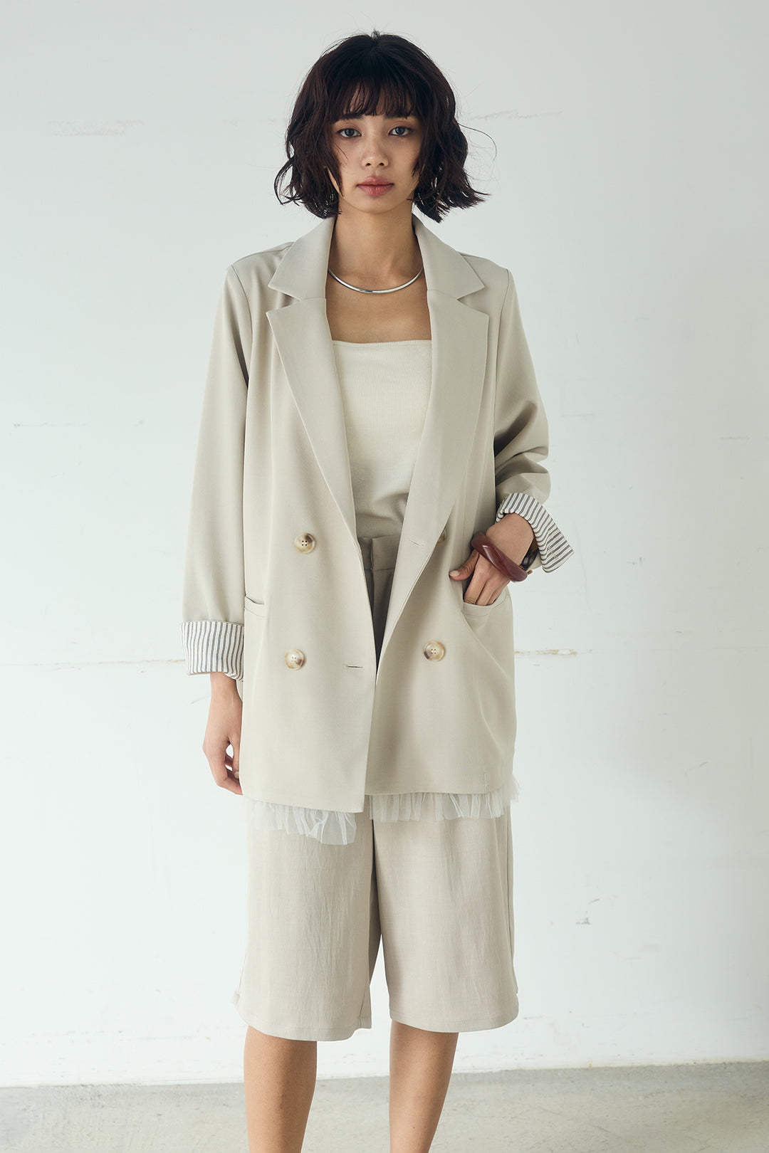 [SET]裾フリルダブルジャケット+ツイルタックハーフパンツ(2set)