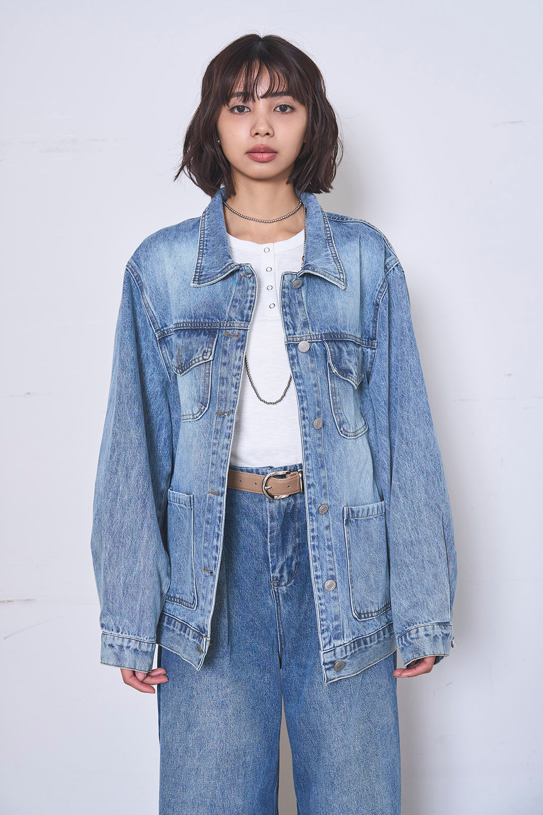 [SET]ケミカルデニムカバーオールジャケット+ベルトループワイドタックデニムパンツ+ヘンリーネックシアータンクトップ(3set)