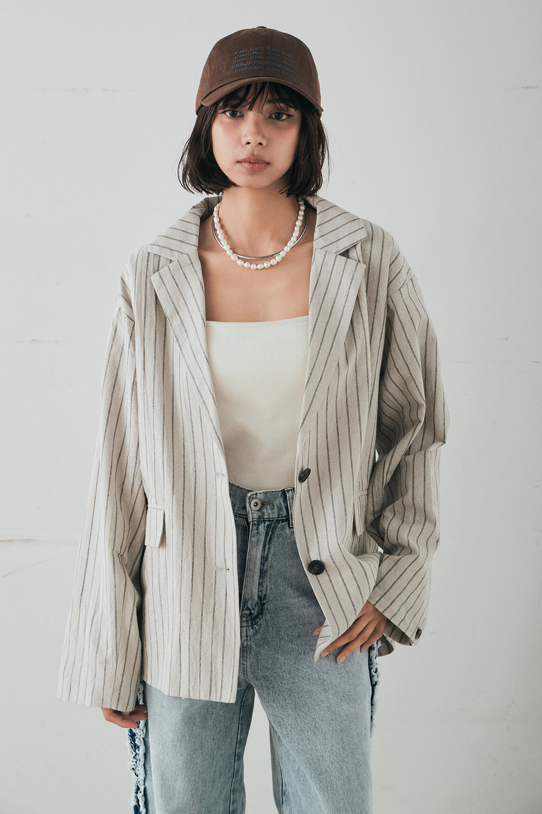 [SET]リネンライクストライプテーラードジャケット+リネンライクストライプタックイージーパンツ+サテンレースアシメキャミ(3set)