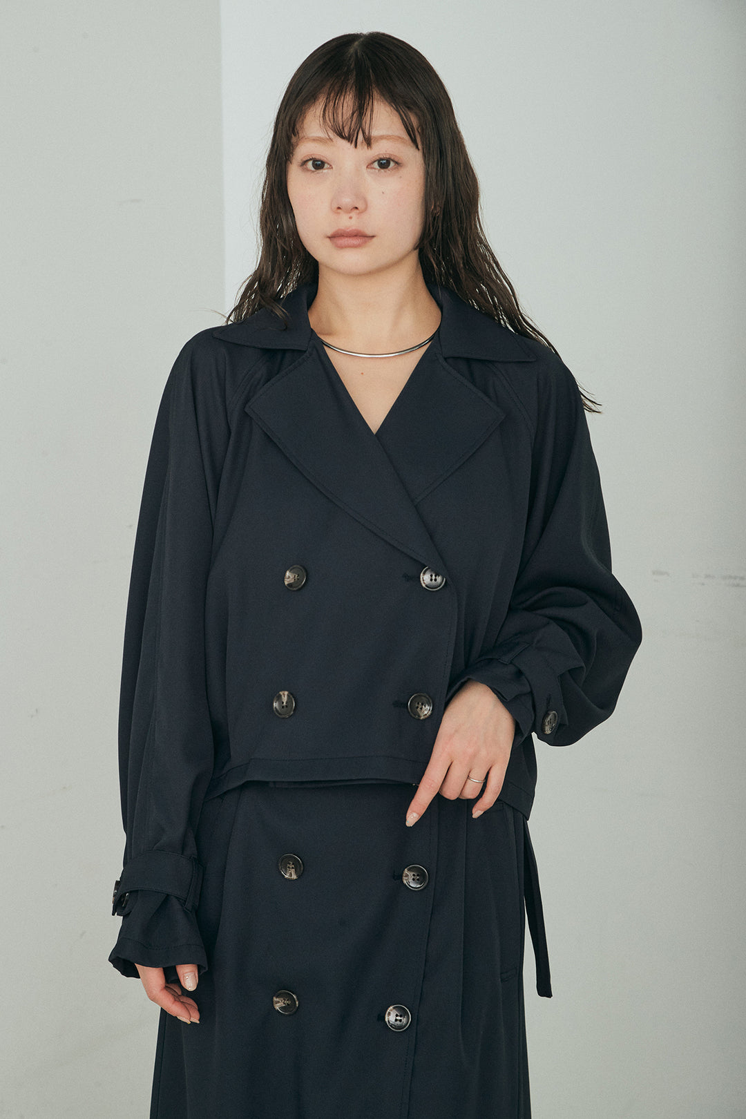 ショート丈デザイントレンチコート