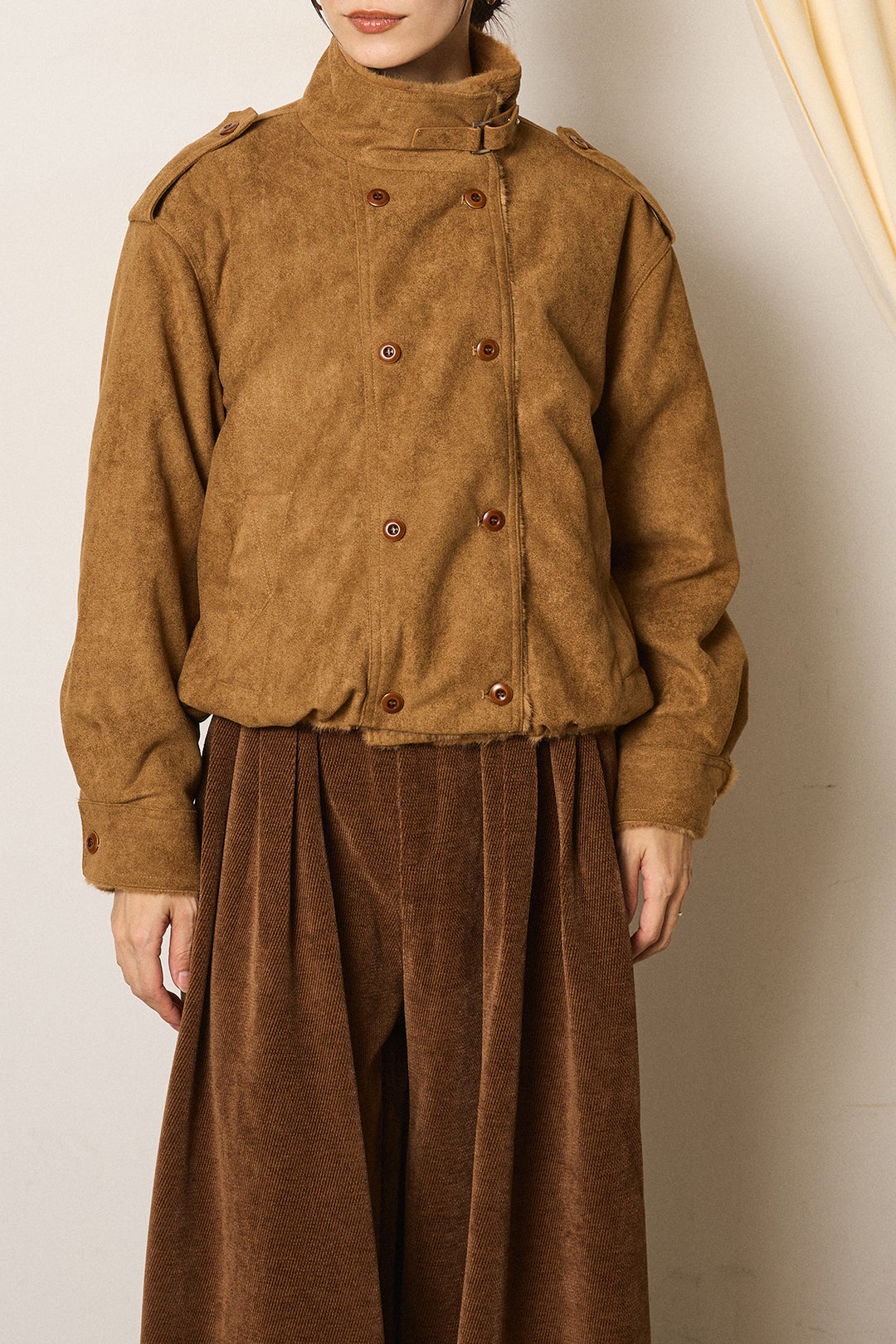 スタンド襟スウェードライクアウター