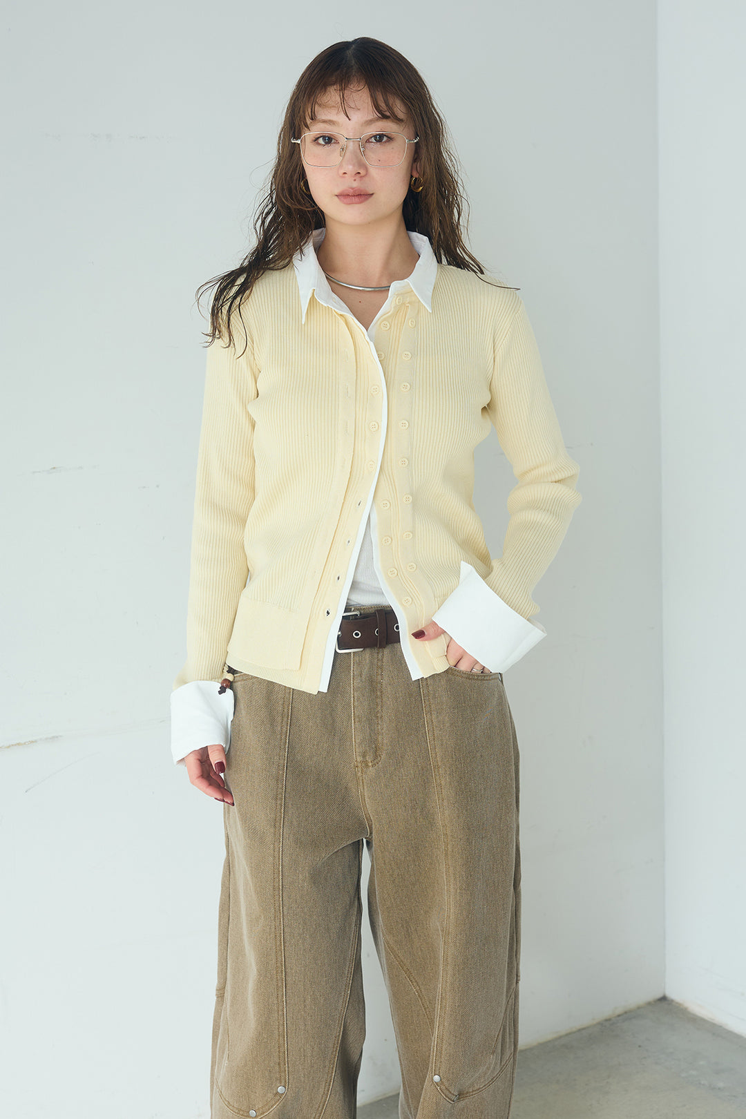 [SET]シャツドッキングボタンニットカーディガン+異素材切り替えスウェットパンツ(2set)