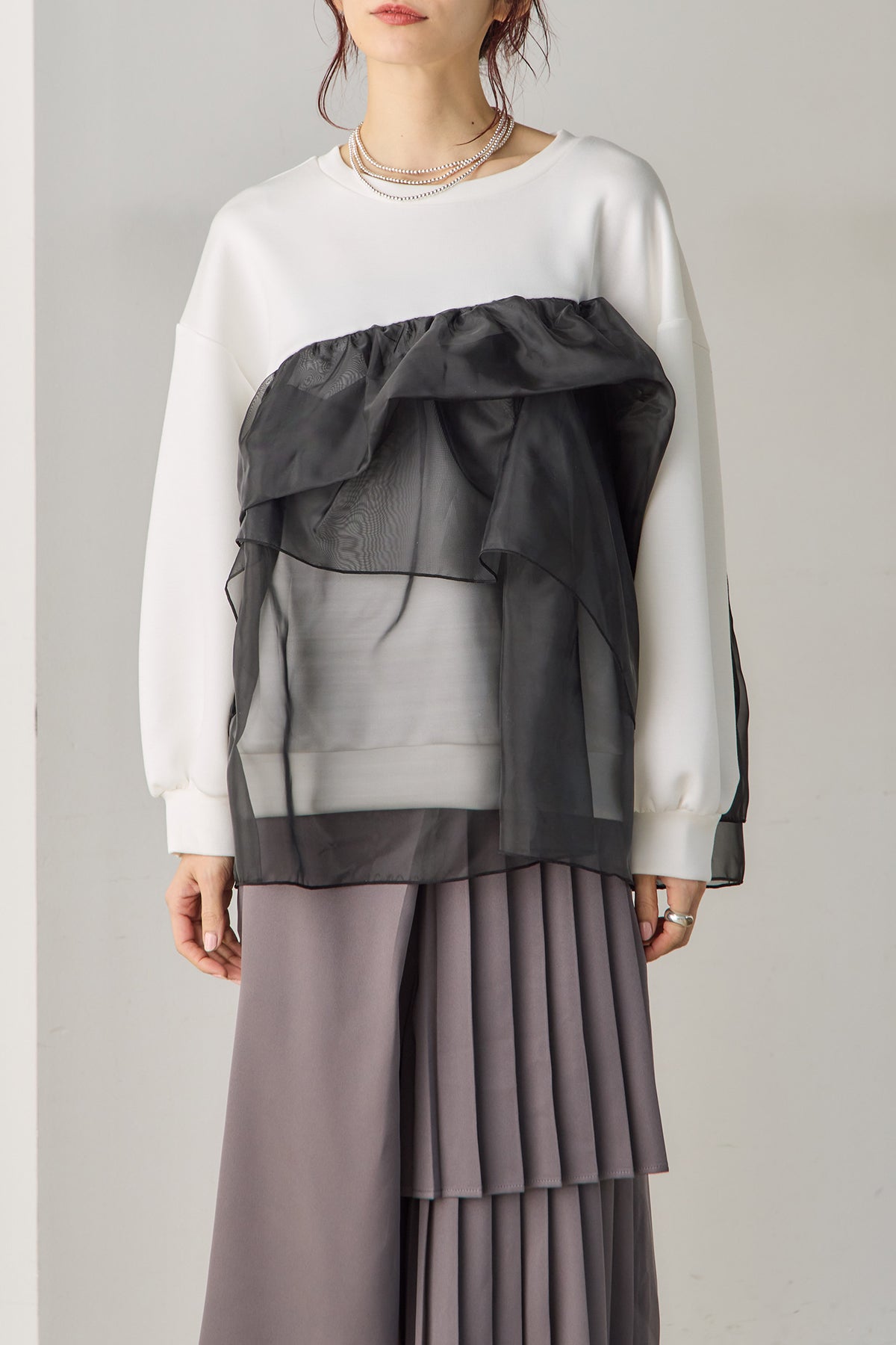 チュールデザインボンディングプルオーバー – ESICA