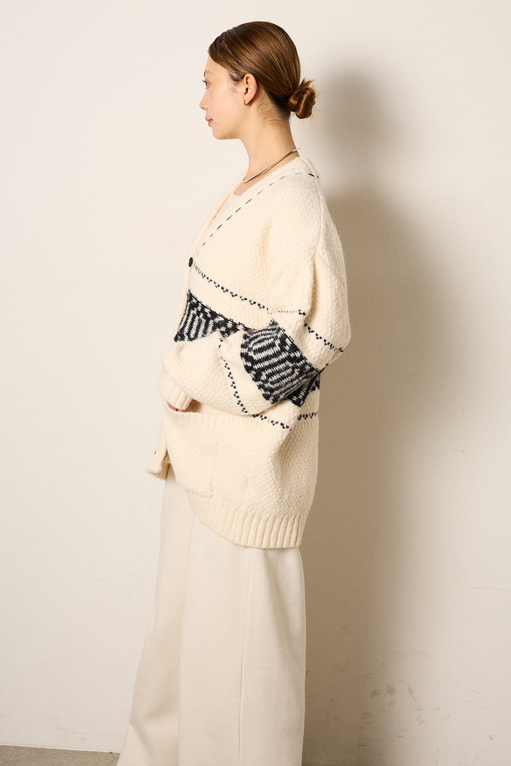 ライン柄ステッチニットカーディガン