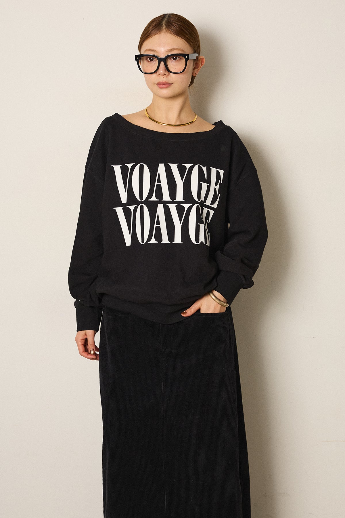 【新品タグ付き】ボートネックワイドスウェット ボートネックロゴスウェット – ESICA