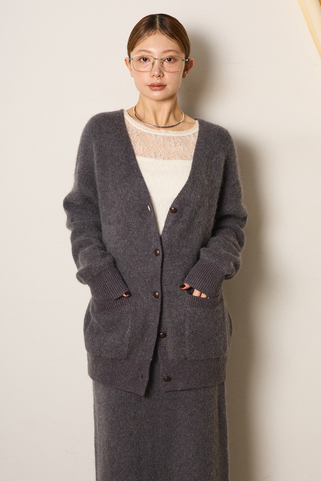 [SET]丸ボタン起毛ニットカーディガン+起毛ニットロングスカート+ストレッチレースクルーネックプルオーバー(3set)