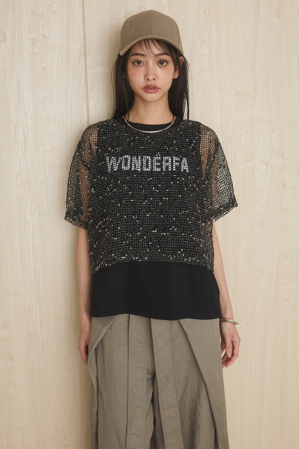 ESICA （エシカ）ロゴTシャツ➕メッシュ編みタイトスカート　2点セット　黒 SET]メッシュレイヤードロゴT+ベルト付きカーゴタイトスカート(2set