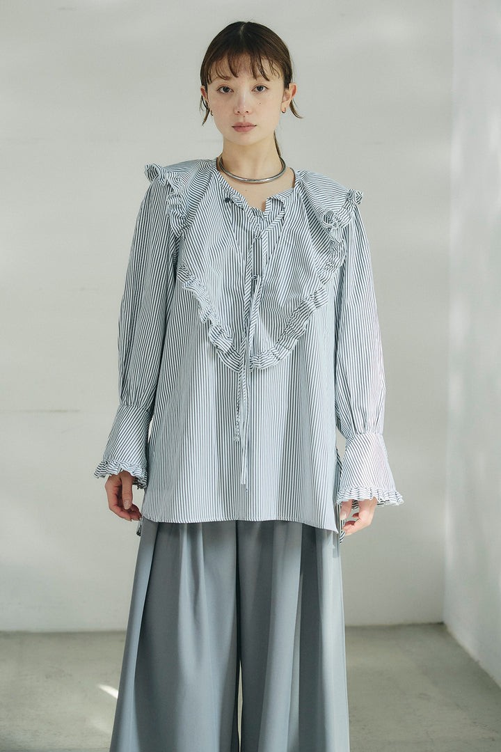 コットンフリルブラウス