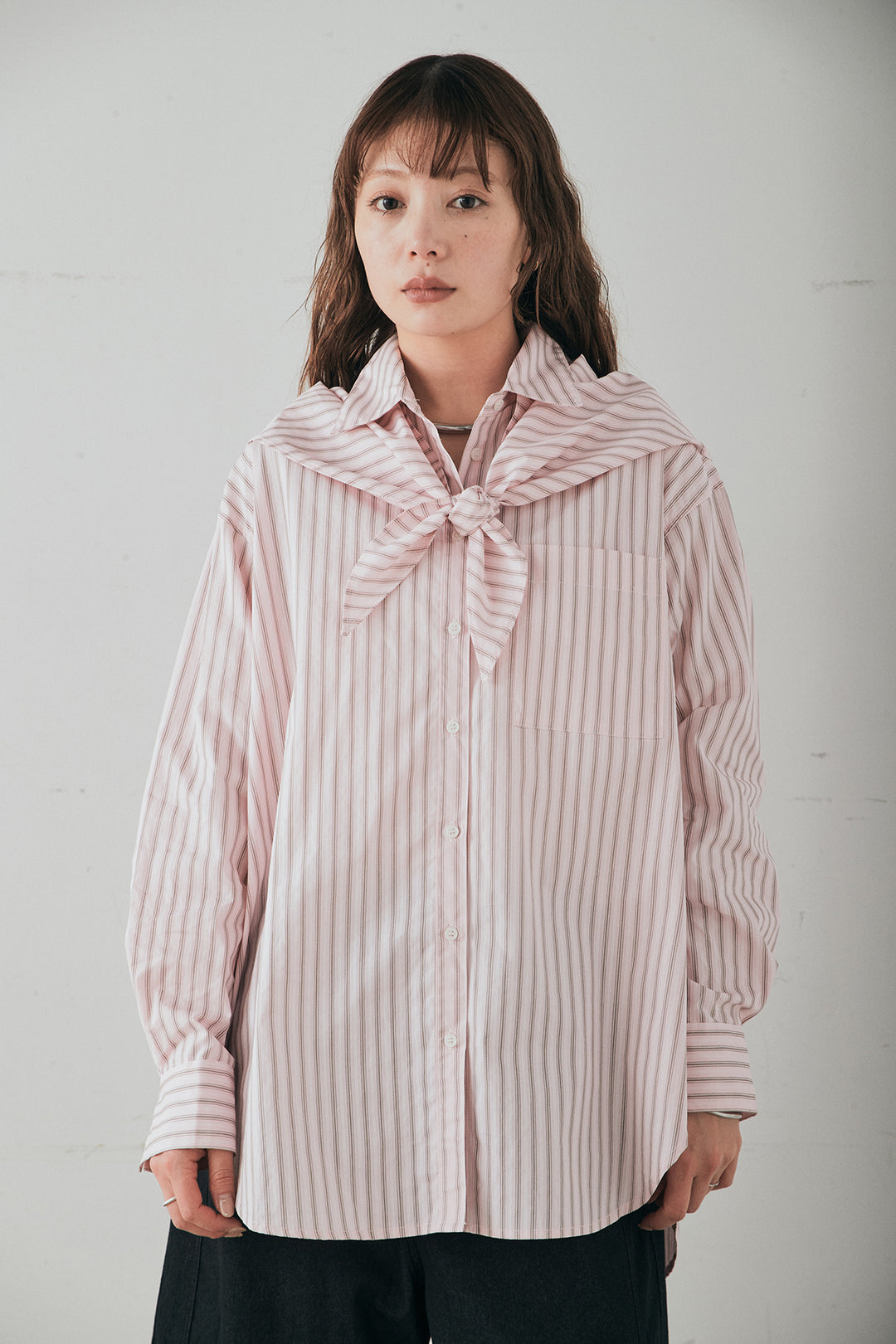 [SET]ランダムストライプスカーフ付きシャツ+デニムハーフパンツ(2set)